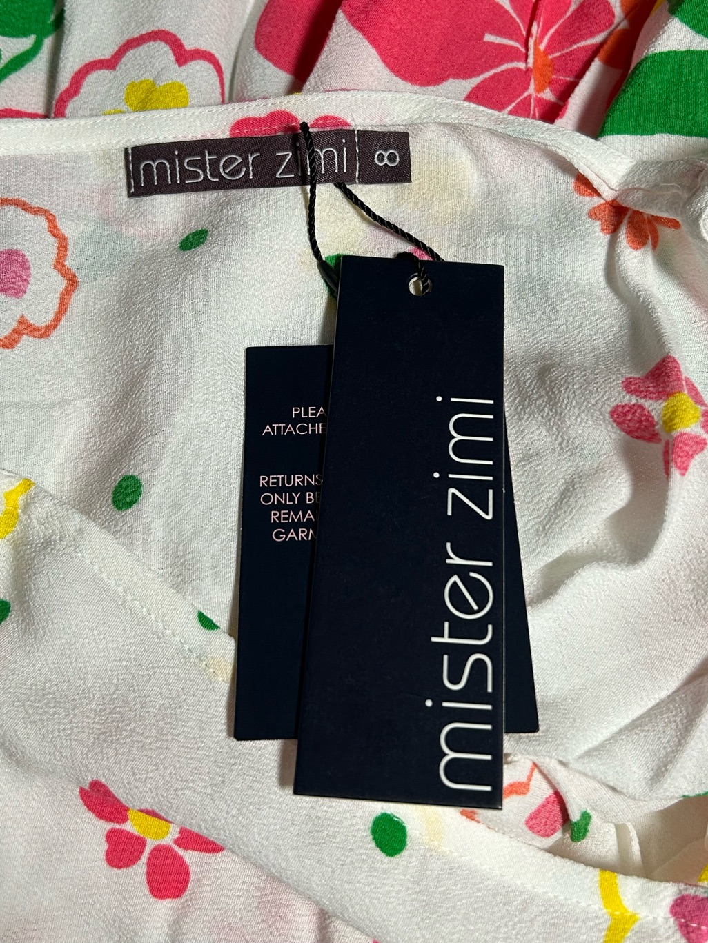 Mister Zimi Sophie White Meadow Floral Fit & Flare Dress Size 8 Nwt — image 8 of 8